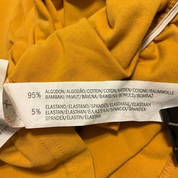 Mustard Twiggy Portobello 1/2 Sleeve Turtleneck Top, S. Twiggy! - Picture 10 of 11